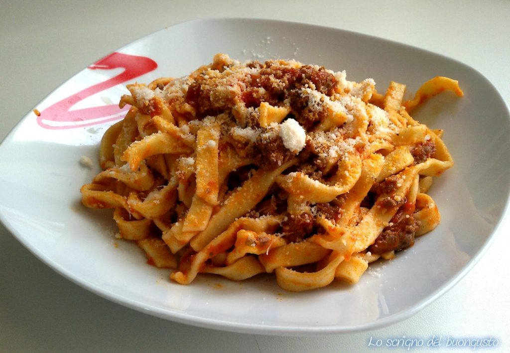 Tagliatelle al ragù